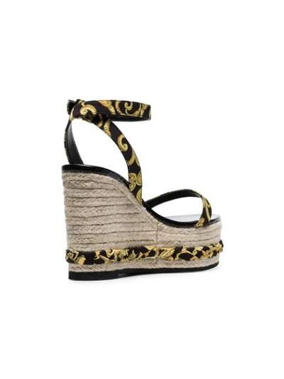 VERSACE TRIBUTE FABRIC ANKLE STRAP STRAW WEDGES - 黑色
