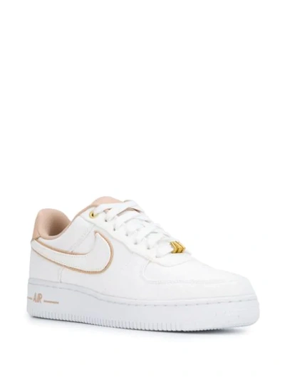 Shop Nike Scarpa  Air Force 1 '07 Lux Sneakers - White