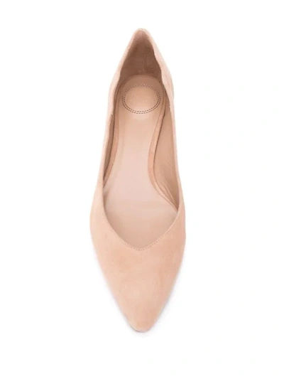 Shop Chloé Low-hell Ballerina Shoes In Neutrals