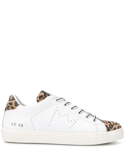 LEATHER CROWN LEOPARD DETAIL SNEAKERS - 白色
