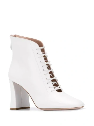 MIU MIU LACE-UP DETAIL ANKLE BOOTS - 白色
