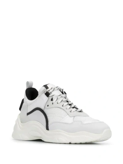 Overholdelse af suffix Bare overfyldt Iro Curve Runner Mid-top Sneakers In White | ModeSens