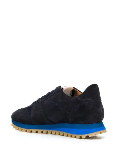 Shop Closed Lace-up Low-top Sneakers In 581 Night Blue