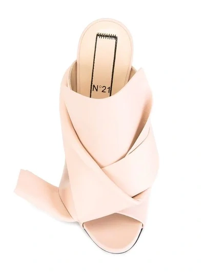Shop N°21 Leather Bow Mules In Neutrals