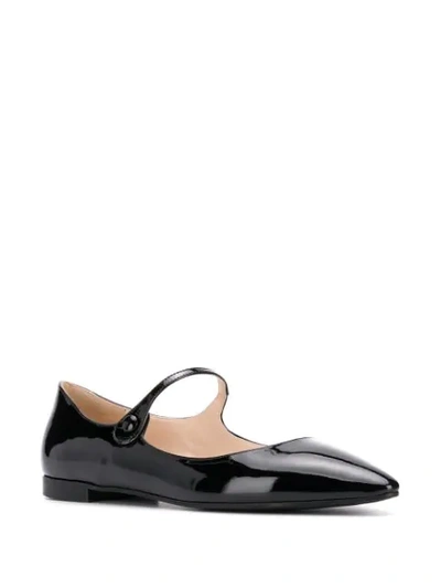 Shop Prada Ballerinas Mit Spitzer Kappe In F0002