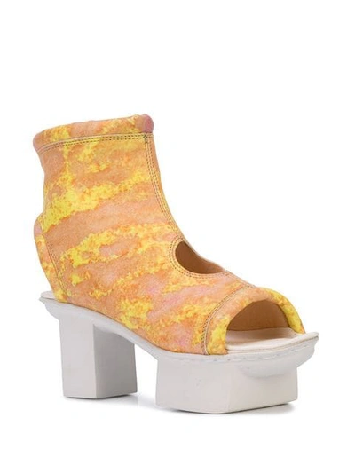 Shop Anntian Tripped Metro Boots In Yellow