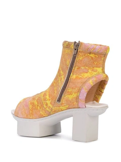 Shop Anntian Tripped Metro Boots In Yellow