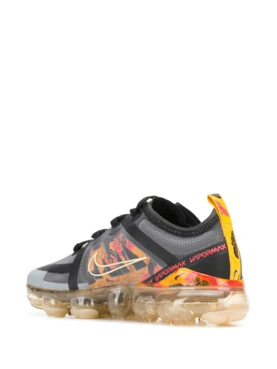 Nike Vapor Max Sneakers In Grey