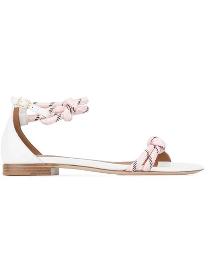 Shop Malone Souliers Flache 'fenn Luwolt' Sandalen In White/pink