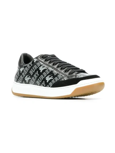 BURBERRY LOGO LACE-UP SNEAKERS - 黑色