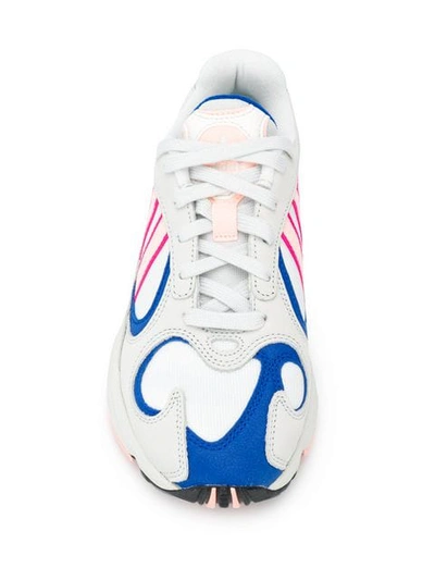 ADIDAS ADIDAS YUNG-1 SNEAKERS - 灰色