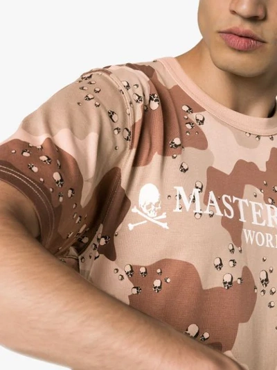 Shop Mastermind Japan Mastermind World Camouflage Print T-shirt - Brown