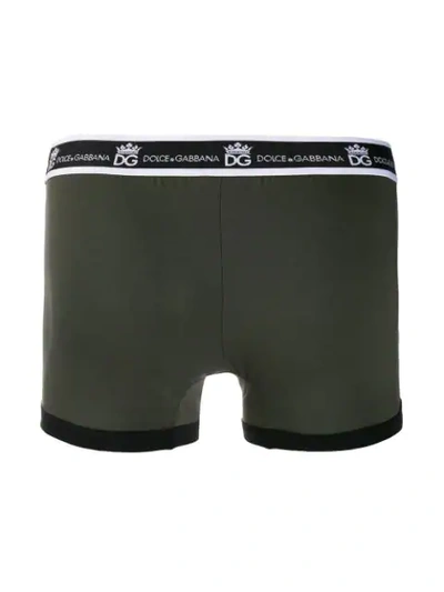 Shop Dolce & Gabbana Shorts Mit Logos - Grün In Green