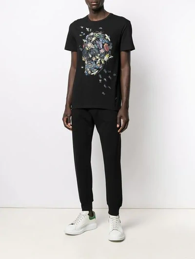 Shop Alexander Mcqueen Beetle Cluster Skull T-shirt In 0901 - Black