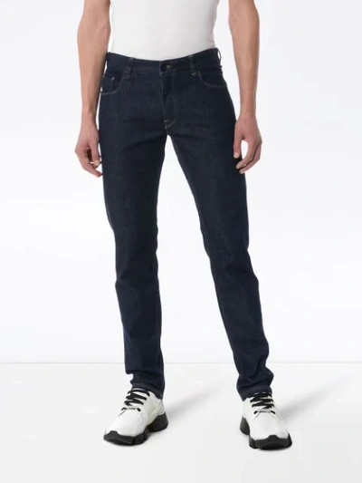 Fendi Schmale Jeans Mit Logo-tasche In Blue