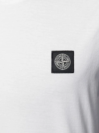 STONE ISLAND LOGO T-SHIRT - 白色