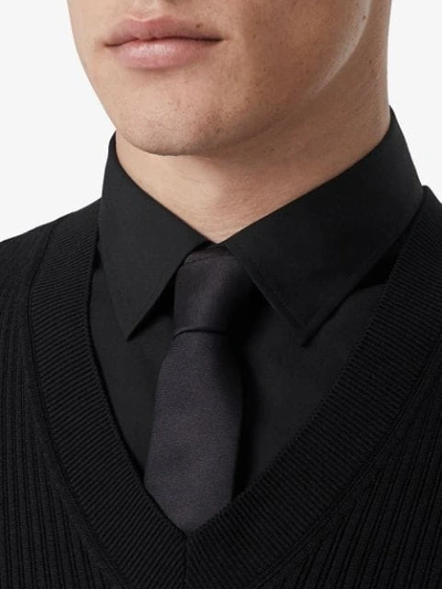 Shop Burberry Pullover Mit Seideneinsätzen In Black