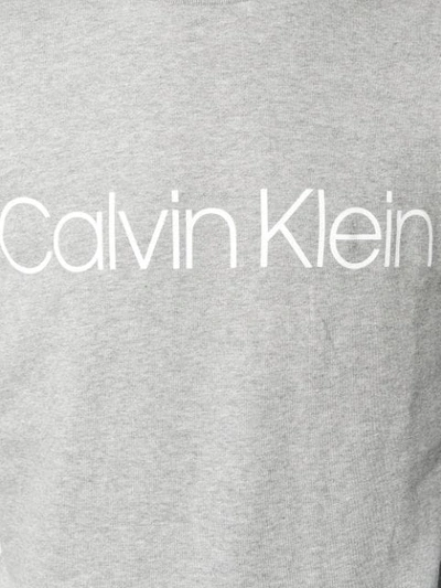Shop Calvin Klein Jeans Est.1978 Sweatshirt Mit Logo-print In Grey