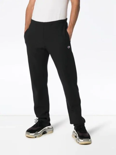 Shop Champion 'reverse Weave' Jogginghose In Black