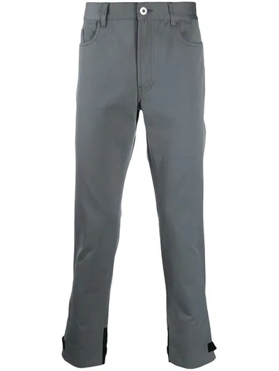 Shop Prada Jeans Mit Geradem Bein - Grau In Grey