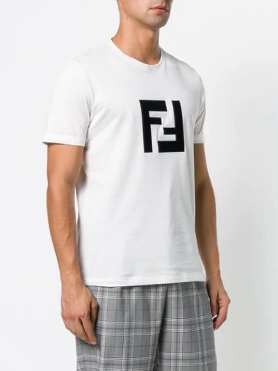 Shop Fendi T-shirt Mit Logo-print - Weiss In White