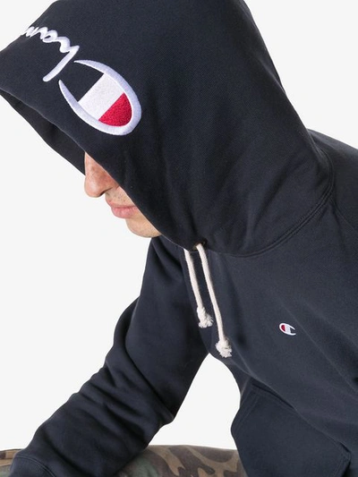 CHAMPION LOGO HOODIE - 蓝色