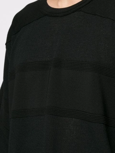 Shop Juunj Oversized-t-shirt Mit Streifen In Black