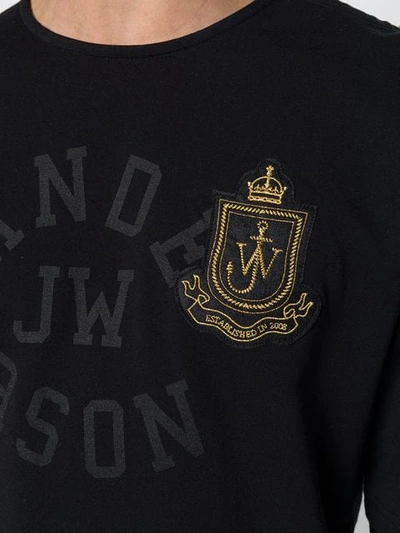 Shop Jw Anderson T-shirt Mit Logo-print In Black