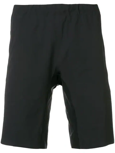 Shop Arc'teryx Veilance Shorts Mit Stretchbund - Schwarz In Black