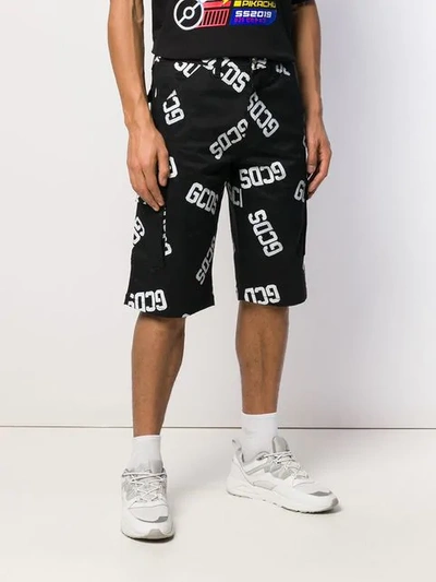 Shop Gcds Shorts Mit Logo-print In 02 Black