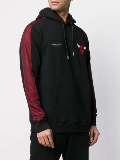 Shop Marcelo Burlon County Of Milan Chicago Bulls Hoodie In Black