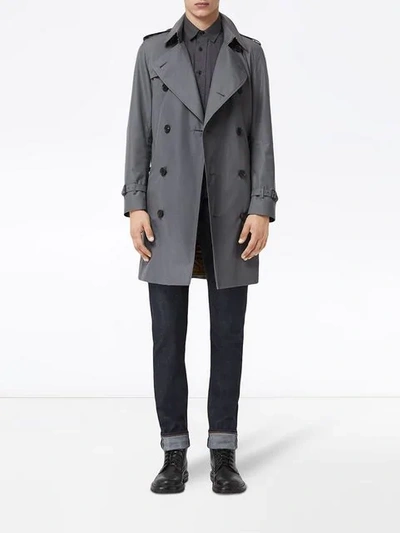 Shop Burberry The Chelsea Heritage Trench Coat In Grey