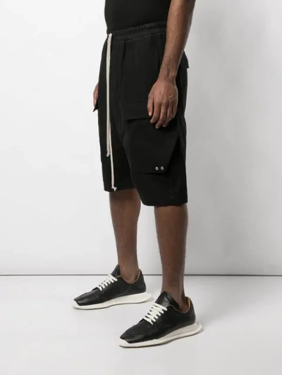 Shop Rick Owens Shorts Mit Tiefem Schnitt In Black