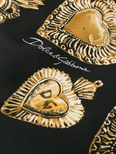 Shop Dolce & Gabbana Hemd Mit Herz-print In Hngg7 Cuore Sacro Nero