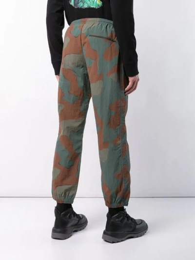 OFF-WHITE CAMOUFLAGE PRINT TRACK PANTS - 绿色