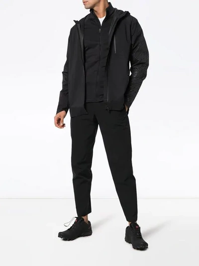 Shop 2xu Heat Hooded Jacket In Black