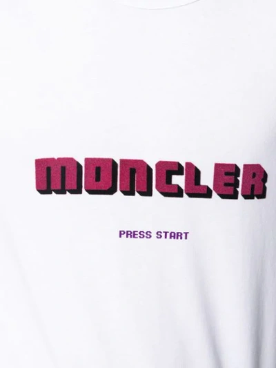 Shop Moncler T-shirt Mit Logo-print In White