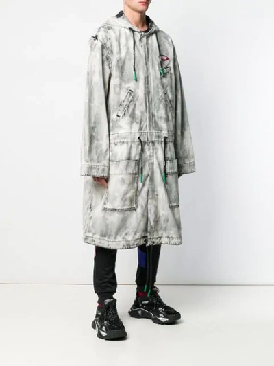 Shop Off-white Exagerated Parka In Grey