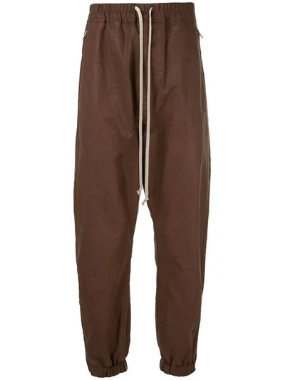 RICK OWENS DROP-CROTCH TRACK PANTS - 棕色