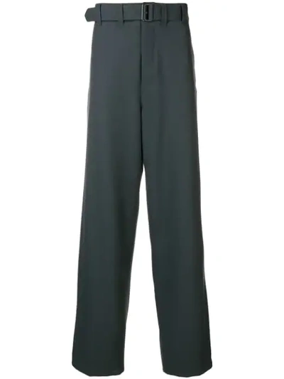 wide trousers