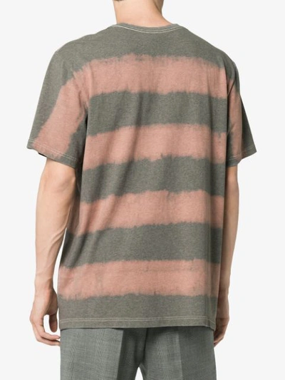 Shop Liam Hodges T-shirt Mit Batikstreifen In Grey