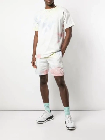 JOHN ELLIOTT TIE-DYE PRINT SHORTS - 白色