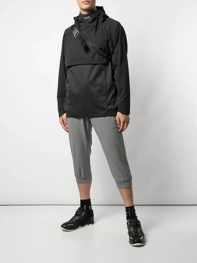 Shop Alk Phenix 'crank Tech' Cropped-hose - Grau In Grey