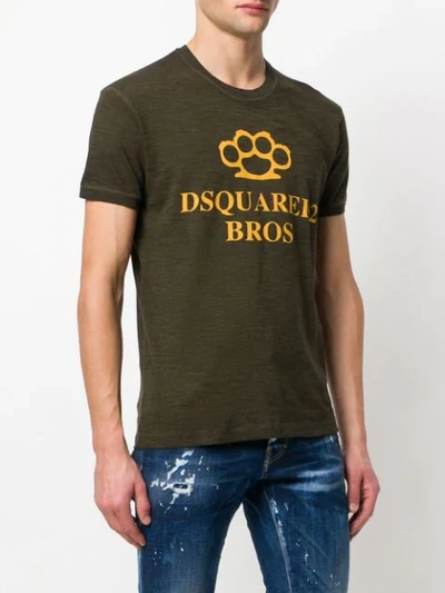 Shop Dsquared2 T-shirt Mit Schlagring-print In Green