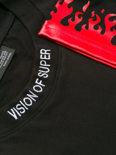 Shop Vision Of Super T-shirt Mit Flammen-print - Schwarz In Black