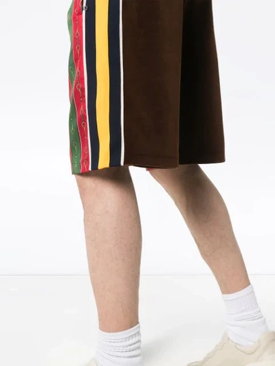 GUCCI CHAIN PRINT SHORTS - 3010 MULTI