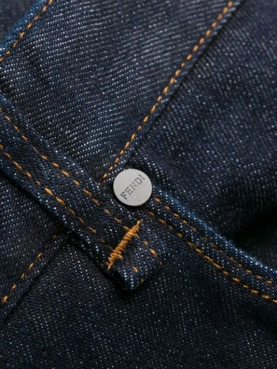 Fendi Schmale Jeans Mit Logo-tasche In Blue
