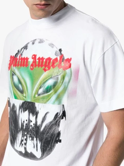 Shop Palm Angels T-shirt Mit Alien-print In White