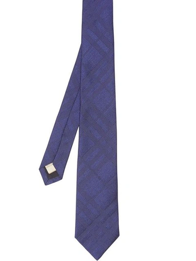 Shop Burberry Jacquard-krawatte Aus Seide In Blue