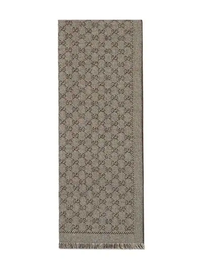 Shop Gucci Gg Jacquard Wool Scarf In Neutrals